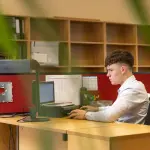 Veneto, un’assunzione su tre riguarda lavoratori stranieri
