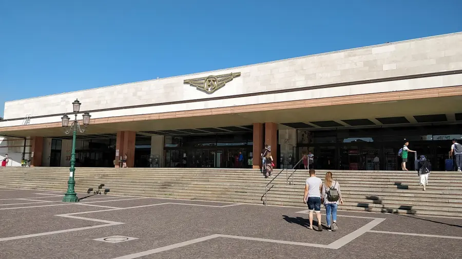 Furto alla stazione di Venezia Santa Lucia: fermato e avviato all’espulsione un cittadino straniero irregolare